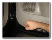 Chrysler-Pacifica-Minivan-Interior-Door-Panel-Removal-Guide-048