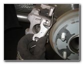 Chrysler-Pacifica-Minivan-Rear-Brake-Pads-Replacement-Guide-043