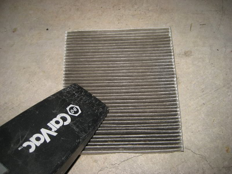 Chrysler-Town-and-Country-HVAC-Cabin-Air-Filter-Replacement-Guide-017