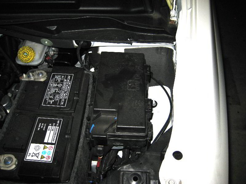 Chrysler-Town-and-Country-Electrical-Fuse-Replacement-Guide-001