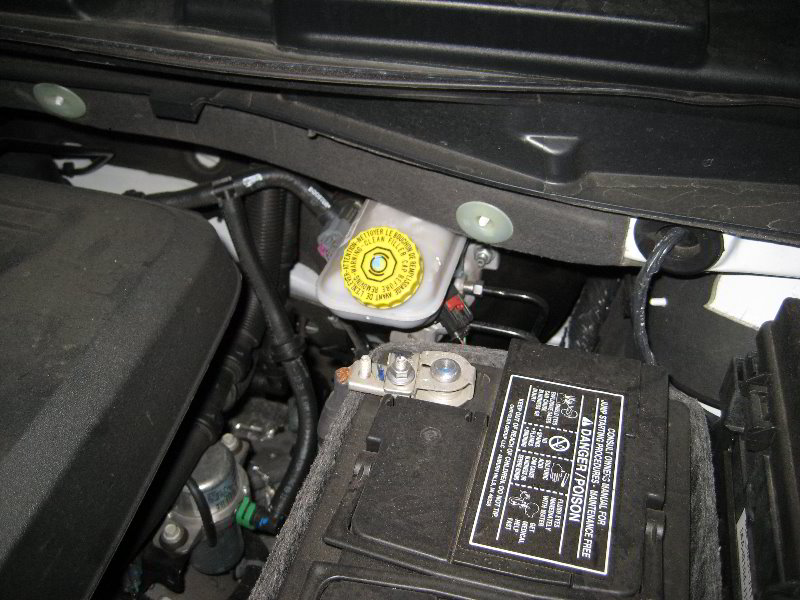 Chrysler-Town-and-Country-Front-Brake-Pads-Replacement-Guide-021