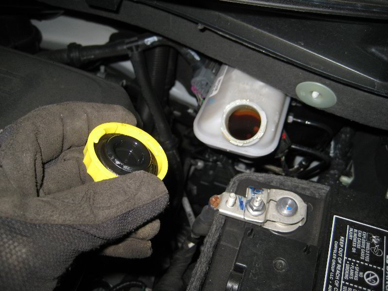 Chrysler-Town-and-Country-Front-Brake-Pads-Replacement-Guide-022