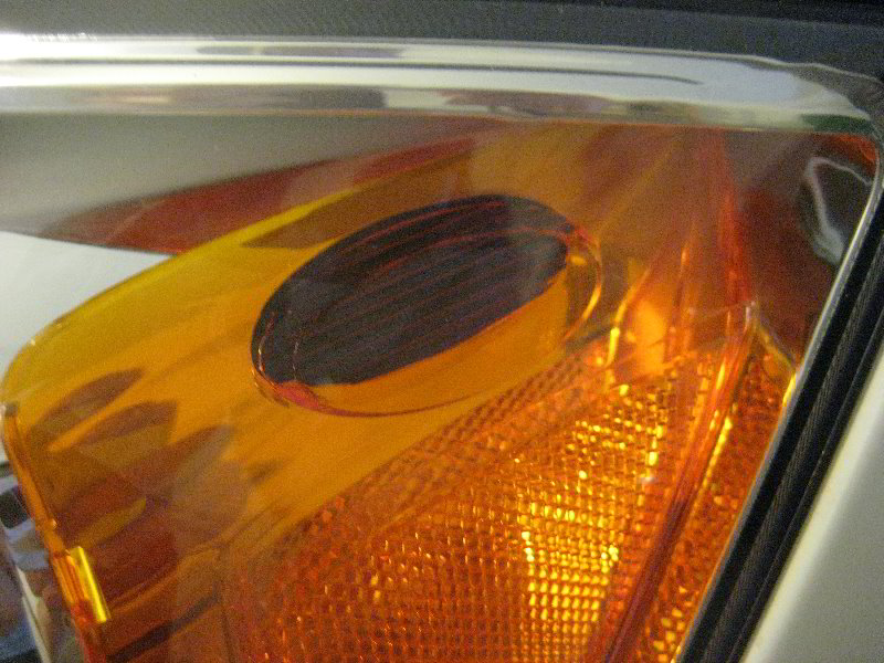 ChryslerTownandCountryHeadlightBulbsReplacementGuide028