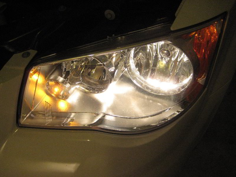 Chrysler-Town-and-Country-Headlight-Bulbs-Replacement-Guide-038 2014 Chrysler Town And Country Front Turn Signal Bulb