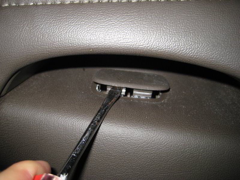 Chrysler-Town-and-Country-Interior-Door-Panel-Removal-Guide-007