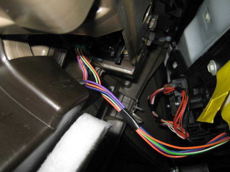 Chrysler-Town-and-Country-Interior-Door-Panel-Removal-Guide-016