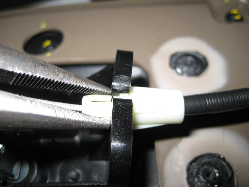 Chrysler-Town-and-Country-Interior-Door-Panel-Removal-Guide-020