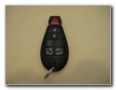 Chrysler-Town-and-Country-Key-Fob-Battery-Replacement-Guide-001