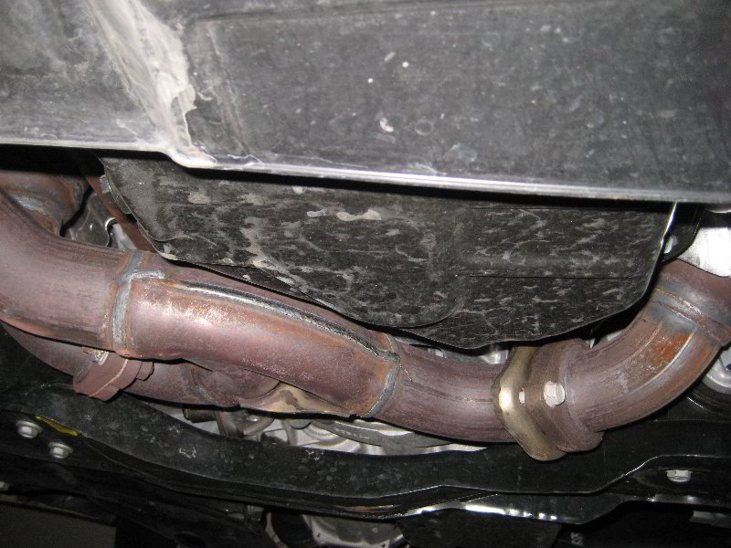 Chrysler-Town-and-Country-Pentastar-V6-Engine-Oil-Change-Guide-006