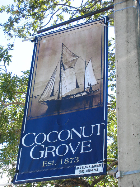 CocoWalk-Coconut-Grove-Miami-FL-003