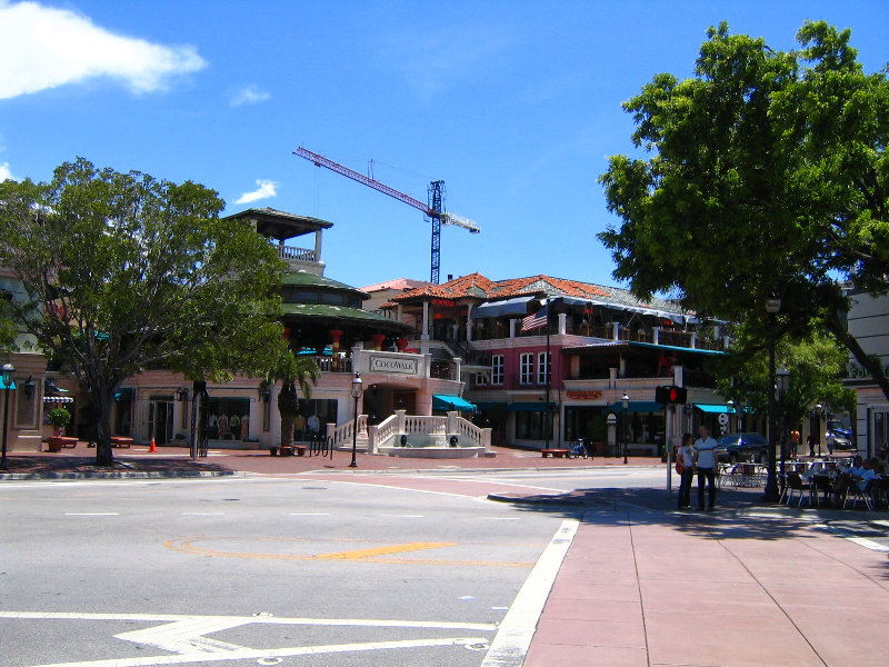 CocoWalk-Coconut-Grove-Miami-FL-012