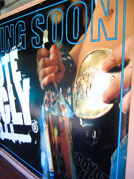 CocoWalk-Coconut-Grove-Miami-FL-031