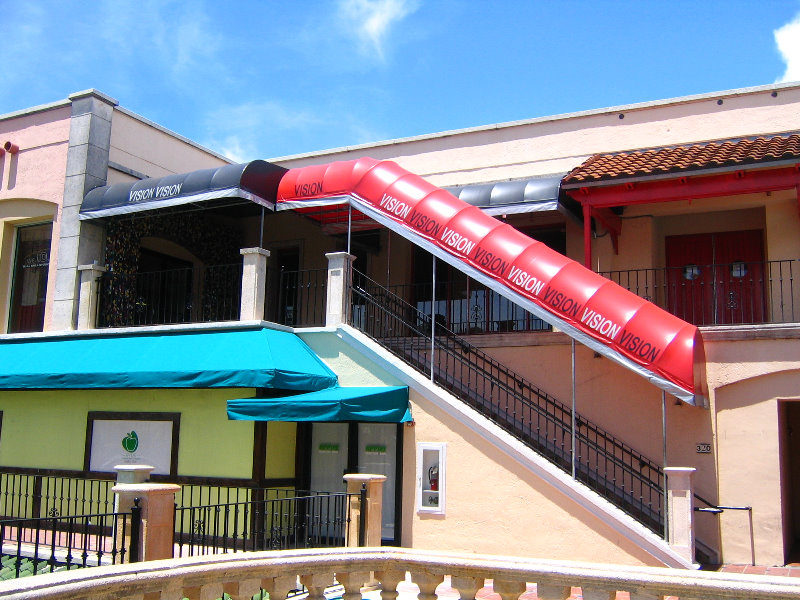 CocoWalk-Coconut-Grove-Miami-FL-032