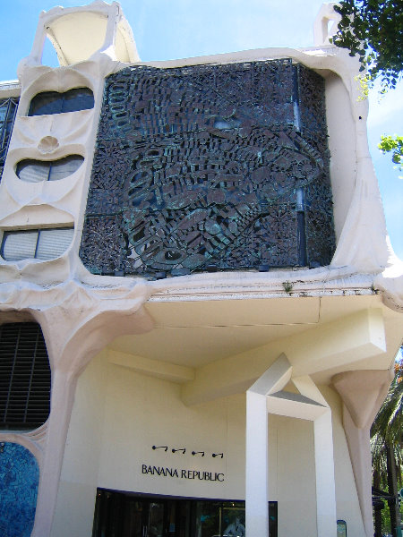 CocoWalk-Coconut-Grove-Miami-FL-040