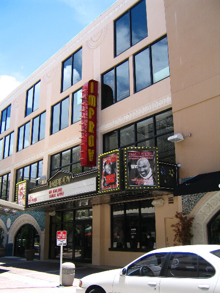 CocoWalk-Coconut-Grove-Miami-FL-044