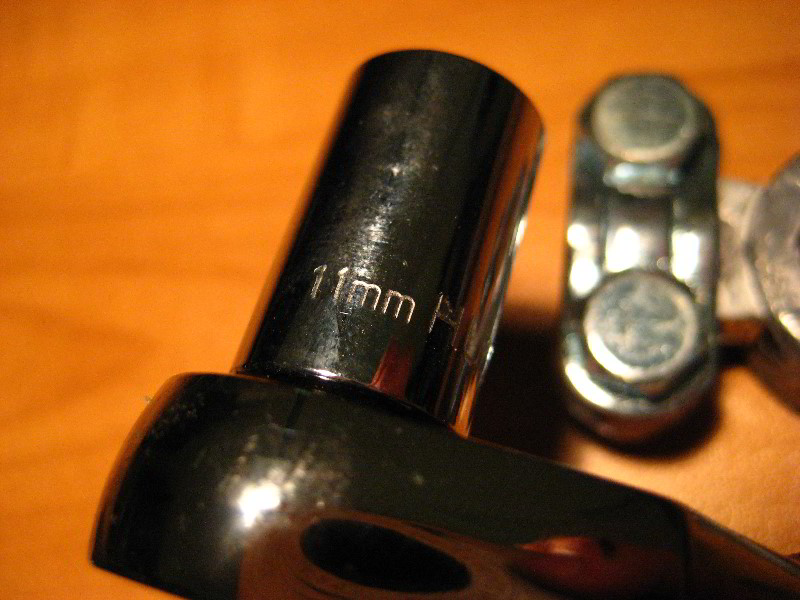 Corroded-Car-Battery-Terminal-Replacement-Guide-012