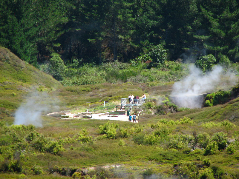 Craters-of-the-Moon-Geothermal-Walk-Taupo-New-Zealand-006
