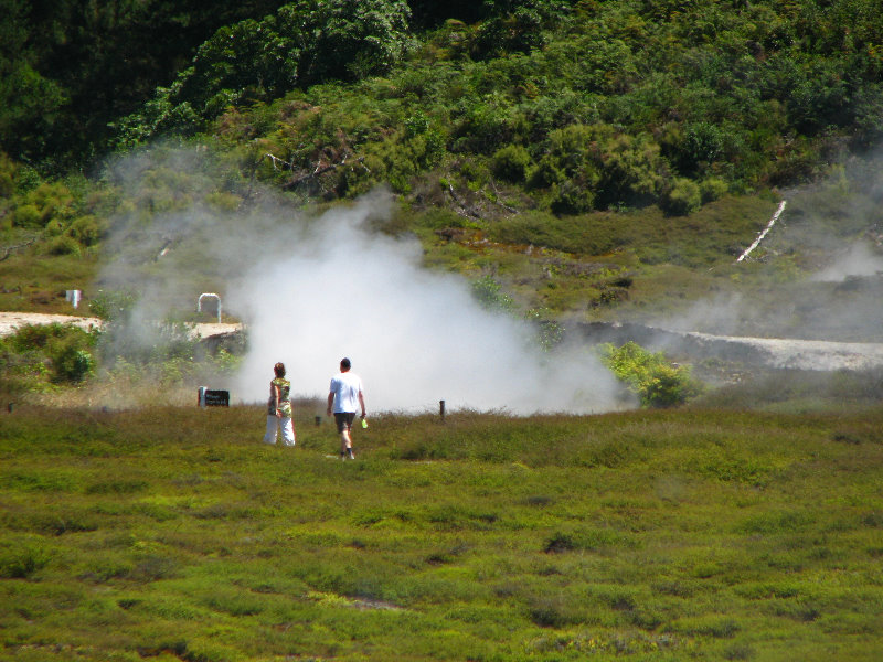 Craters-of-the-Moon-Geothermal-Walk-Taupo-New-Zealand-022