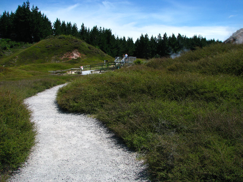 Craters-of-the-Moon-Geothermal-Walk-Taupo-New-Zealand-051