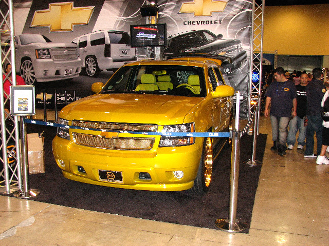 DUB-Custom-Auto-Show-Miami-Beach-FL-2007-008