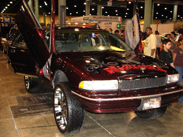 DUB-Custom-Auto-Show-Miami-Beach-FL-2007-026