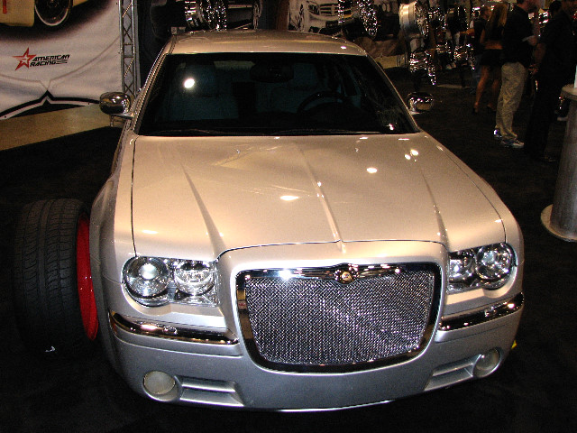 DUB-Custom-Auto-Show-Miami-Beach-FL-2007-027