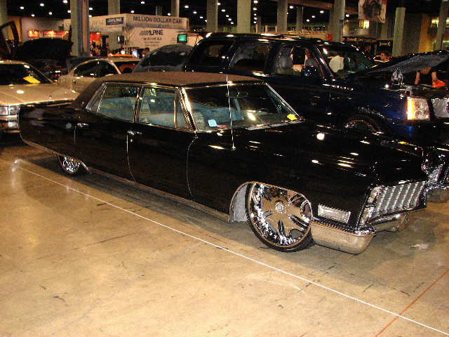 DUB-Custom-Auto-Show-Miami-Beach-FL-2007-028