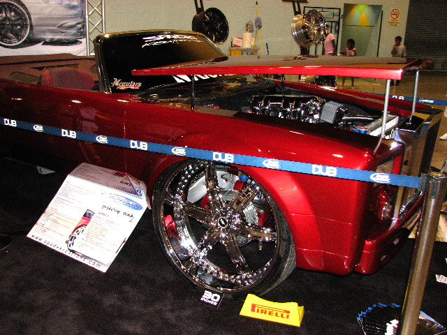 DUB-Custom-Auto-Show-Miami-Beach-FL-2007-029