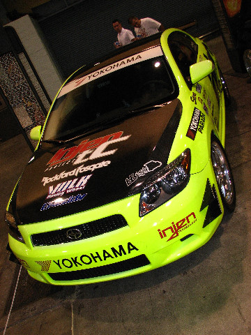 DUB-Custom-Auto-Show-Miami-Beach-FL-2007-039