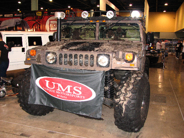 DUB-Custom-Auto-Show-Miami-Beach-FL-2007-059