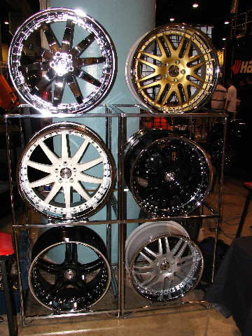 DUB-Custom-Auto-Show-Miami-Beach-FL-2007-081