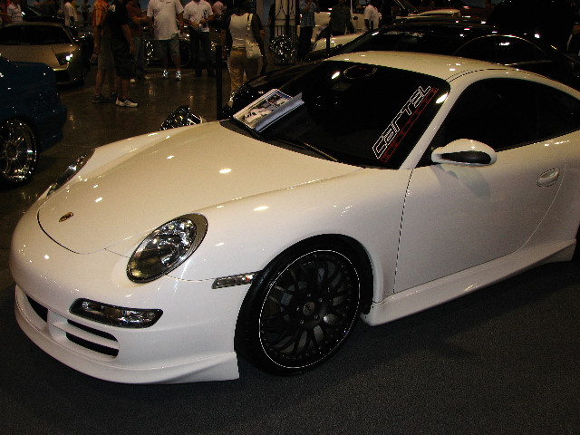 DUB-Custom-Auto-Show-Miami-Beach-FL-2007-083