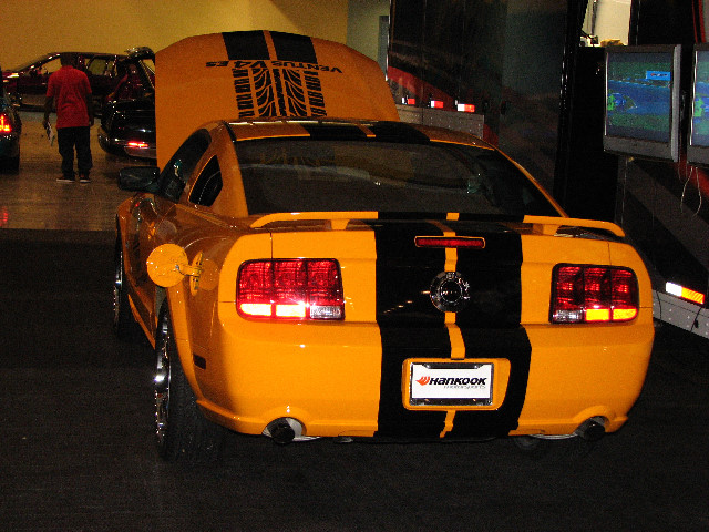 DUB-Custom-Auto-Show-Miami-Beach-FL-2007-084