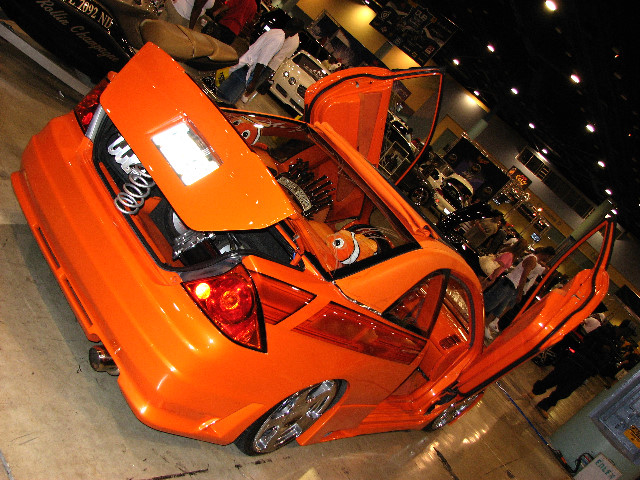DUB-Custom-Auto-Show-Miami-Beach-FL-2007-091