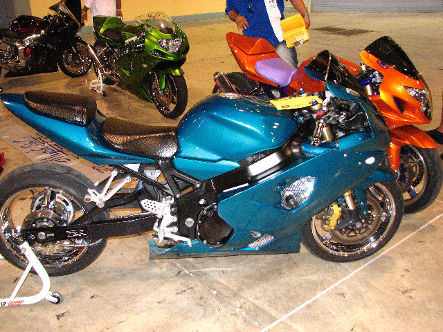 DUB-Custom-Auto-Show-Miami-Beach-FL-2007-135