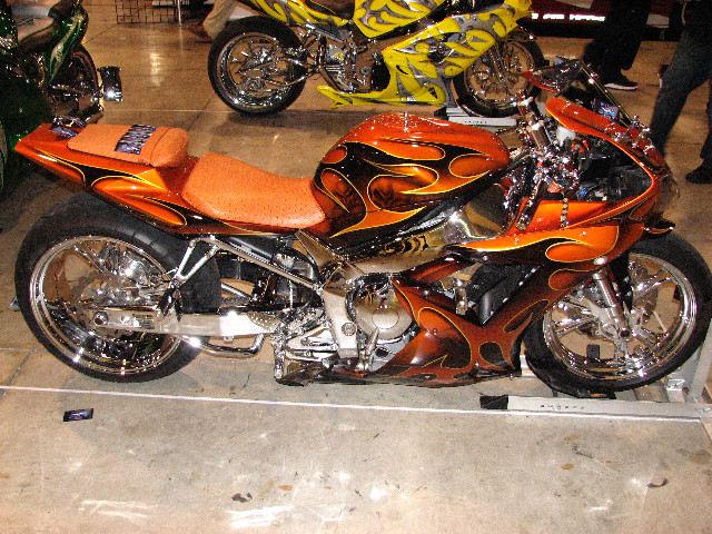 DUB-Custom-Auto-Show-Miami-Beach-FL-2007-137