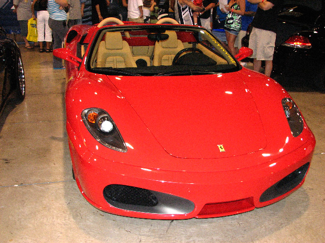 DUB-Custom-Auto-Show-Miami-Beach-FL-2007-148