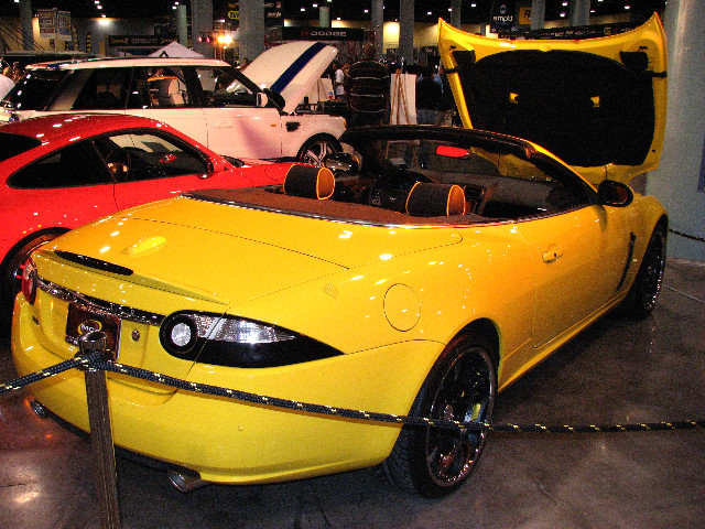 DUB-Custom-Auto-Show-Miami-Beach-FL-2007-167