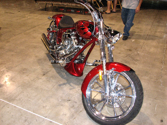 DUB-Custom-Auto-Show-Miami-Beach-FL-2007-170