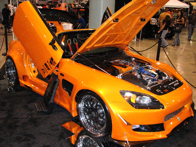 DUB-Custom-Auto-Show-Miami-Beach-FL-2007-189