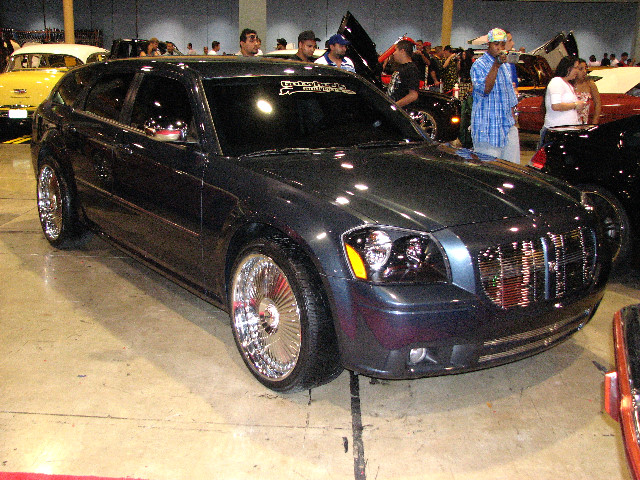 DUB-Custom-Auto-Show-Miami-Beach-FL-2007-213