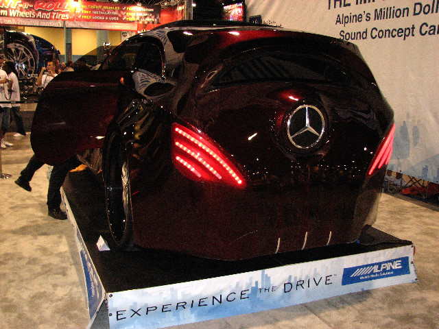 DUB-Custom-Auto-Show-Miami-Beach-FL-2007-222