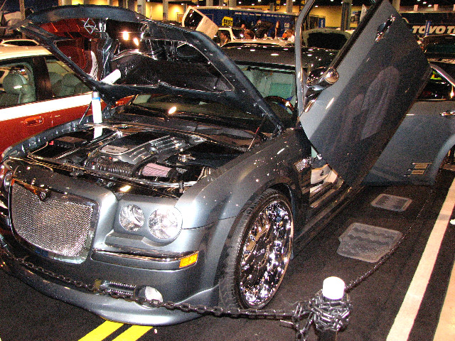 DUB-Custom-Auto-Show-Miami-Beach-FL-2007-233