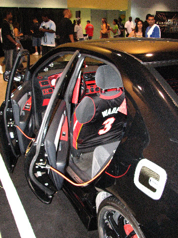 DUB-Custom-Auto-Show-Miami-Beach-FL-2007-234