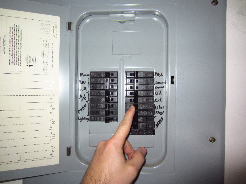 Dimmer-Switch-To-Single-Pole-Electrical-Switch-Replacement-Guide-023