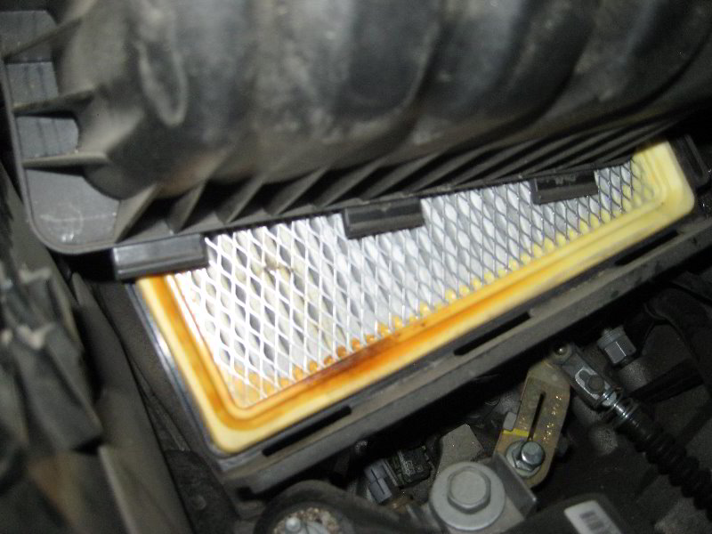 Dodge-Avenger-I4-Engine-Air-Filter-Replacement-Guide-011
