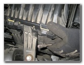 Dodge-Avenger-I4-Engine-Air-Filter-Replacement-Guide-013