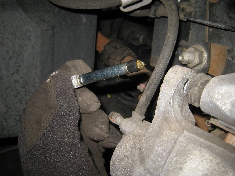 Dodge-Avenger-Front-Brake-Pads-Replacement-Guide-013