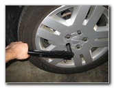 Dodge-Avenger-Front-Brake-Pads-Replacement-Guide-002