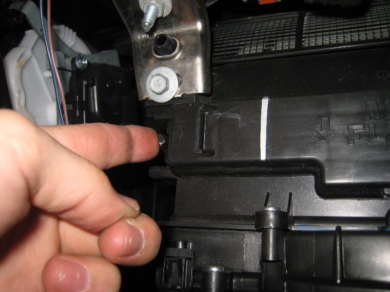 Dodge-Avenger-HVAC-Cabin-Air-Filter-Replacement-Guide-009